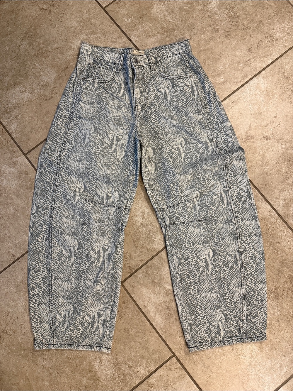 We the Free Good Luck printed barrel jeans